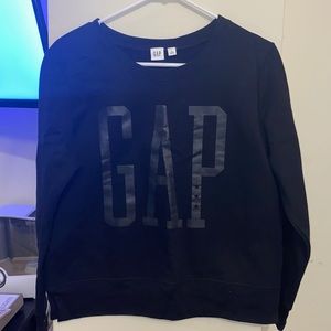 Gap crew neck